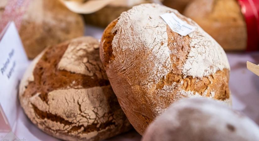 Jótékonyság a Kenyér Világnapján – több mint másfél tonna adomány a rászorulóknak