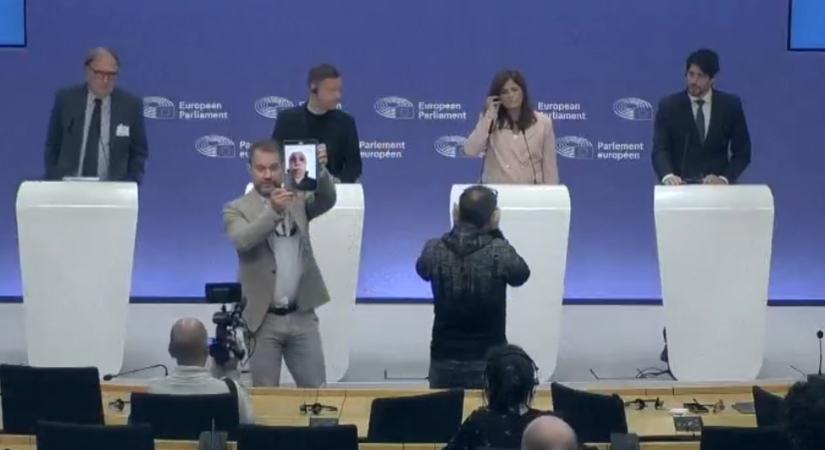 Célpont – Hogyan lehet büntetlenül telefont lopni és megtartani a mentelmi jogot?  videó