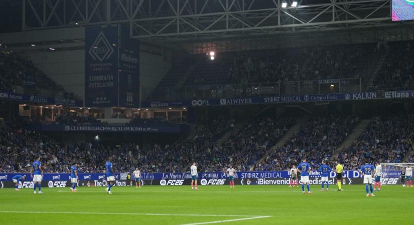 Tiltakoztak a focisták a spanyol bajnokin a Miamiba vitt meccs ellen, de ezt a közvetítésben nem mutatták
