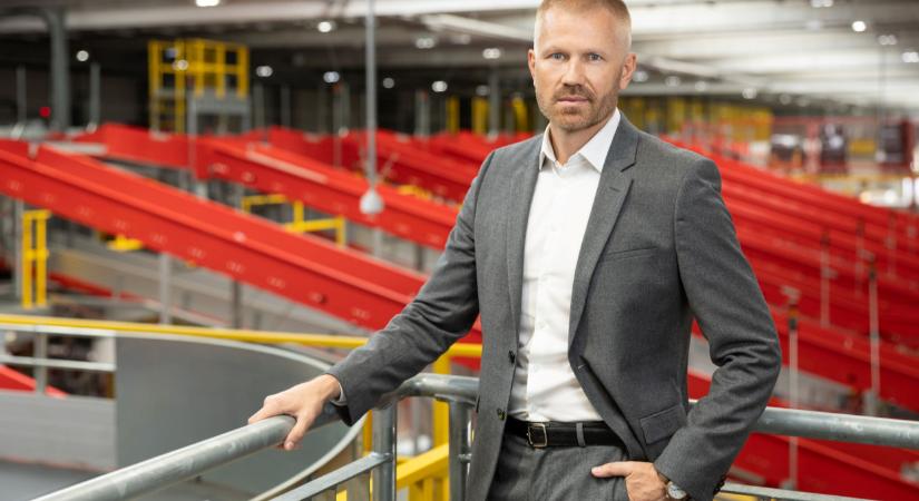 Megszólalt a DHL hazai vezére: bármikor jöhet egy globális láncreakció - mi lesz akkor a csomagküldésekkel?