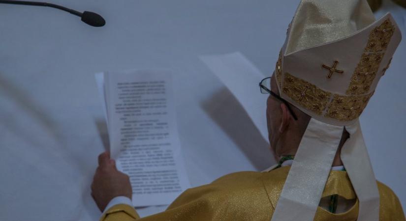 A püspöki kar megdöbbent azon, amin Schmidt Mária dühöngött