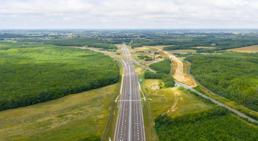 A téli leállás előtt felpörgetik az M49-es gyorsforgalmi út kivitelezését - fotók