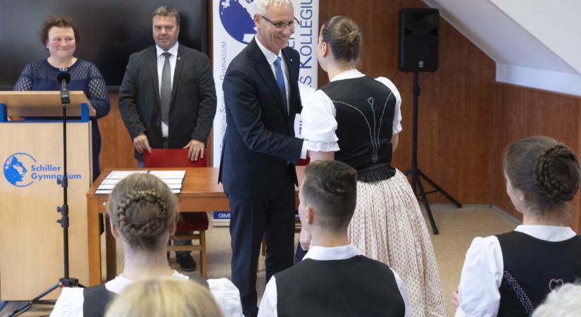 Oktatás – Újabb százmillió forint a Friedrich Schiller Gimnázium és Kollégium felújítására