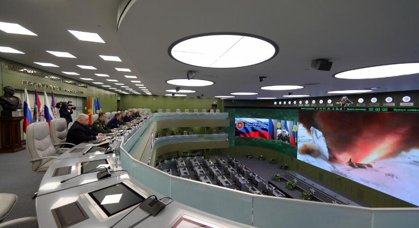 Felrobbant egy orosz robbanóanyag-gyár