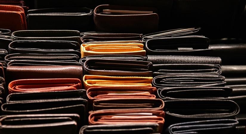 Három nemzetgazdasági ágban is 1 millió forint fölött volt a bruttó átlagkereset augusztusban