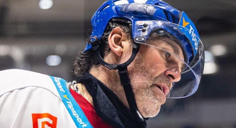 Jaromir Jagr nem áll le: 53 évesen is még a cseh élvonalban játszik