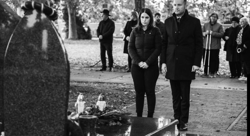 Megható gondolatokkal búcsúzik Potápi Árpád Jánostól a bonyhádi politikus