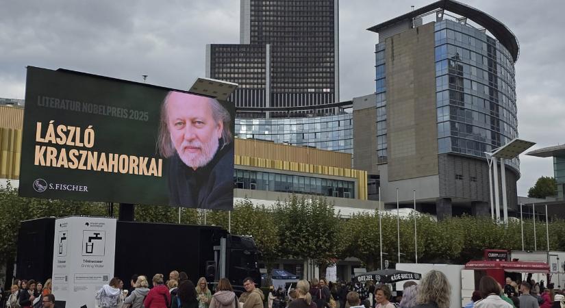 Demeter Szilárd a frankfurti fiaskó után is a könyvszakmát fikázza