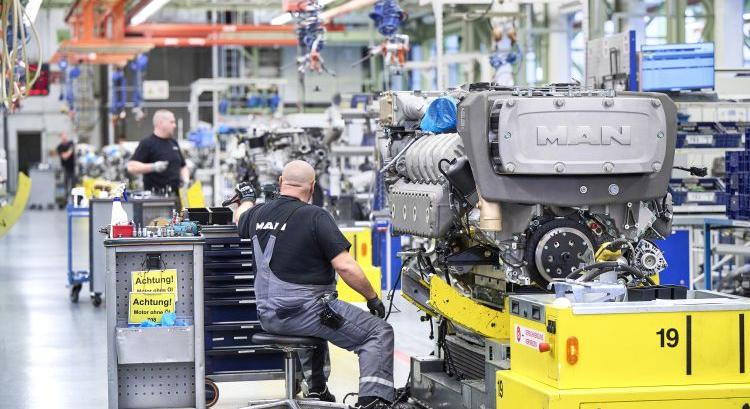 Modernizált hajtáslánc-fejlesztések az MAN Engines kínálatában