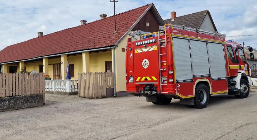 Elektromos tűz veszélyéhez riasztották a tűzoltókat Mezőfalván