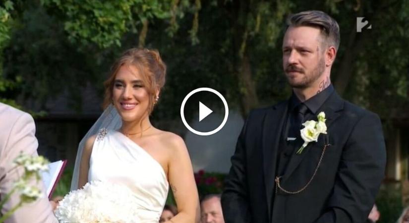 Házasság első látásra: Rebeka a saját zenéjére vonult az oltár elé, majdnem az egész dalt végighallgatta a násznép