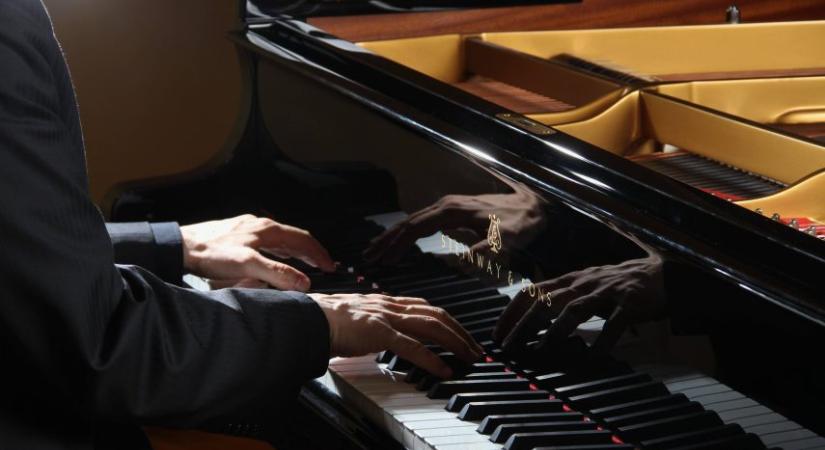 A világ egyik legjobb Bach-előadója is fellép a Cziffra Fesztiválon