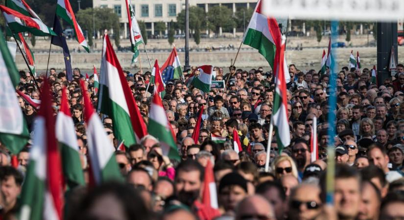 Öt napon át lesznek lezárások Budapesten az október 23-i ünnepségek miatt