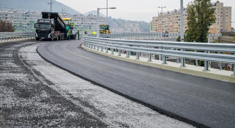 Új üteméhez érkezik a Flórián téri felüljáró elhúzódó felújítása