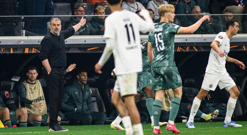 Megint kirúgtak egy sztáredzőt az angol bajnokságban