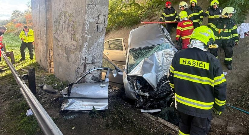 Halálos baleset a D2-esen, hetvenéves sofőr vesztette életét