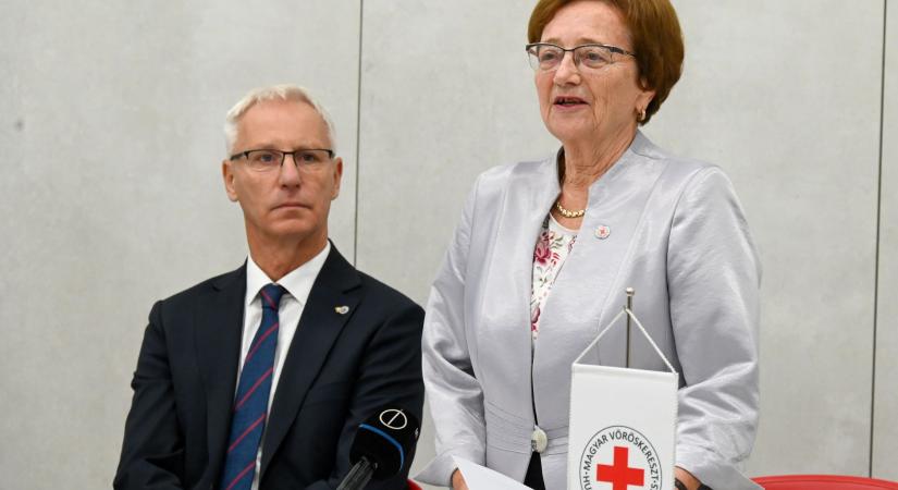 Ismét Fodor Antalnét választották a Magyar Vöröskereszt elnökének