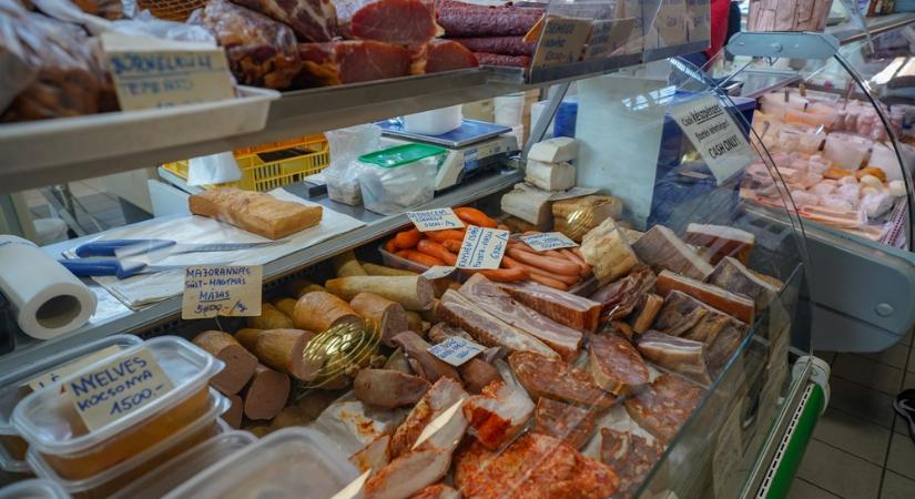 Kisboltoknak, mozgó árusítási formáknak ad pénzügyi támogatást a Magyar falu program