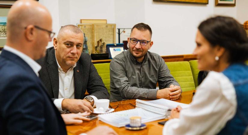Szatmárnémeti ifjúsági életébe tekintett be a magyarországi államtitkár