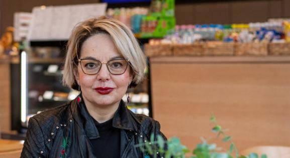 Babarczy Eszter: Volt egy apám, aki nem volt, és volt egy apám, aki félelmetes volt