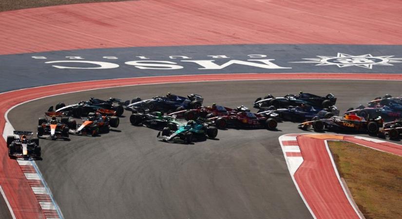 Verstappen behúzta a sprintfutamot, az első kanyarban kiestek a McLarenek