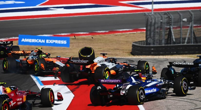 A pillanat, amitől a McLaren rettegett, de tudta, hogy eljön: Norris és Piastri ütközött egymással