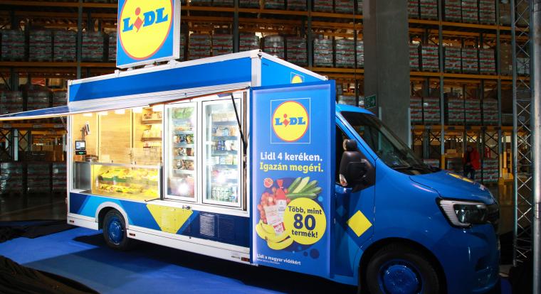 Mozgó üzlettel viszi el termékeit kistelepülésekre a Lidl