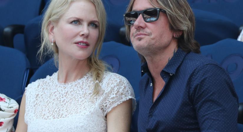 Mit szól ehhez Nicole Kidman? Keith Urban kellemetlen helyzetbe került a válásuk miatt a színpadon