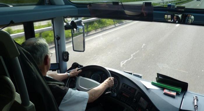 Kevés a felügyelő – Megelőzhető-e a szávaszentdemeteri buszbalesethez hasonló tragédia?