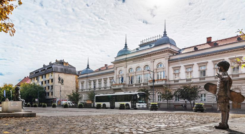 A rejtőzködő főtér: a szolnoki Kossuth Lajos tér története