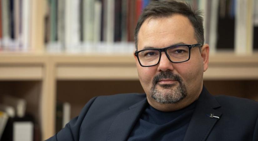 Falusi Márton: a haza az, ami mindig veszélyben forog