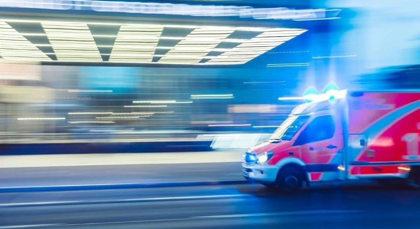 Bemászott a szárítógépbe egy 13 éves kislány, szét kellett szerelni a gépet, hogy kiszabadítsák