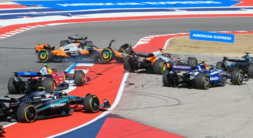 A McLaren mást okol a dupla kiesésért