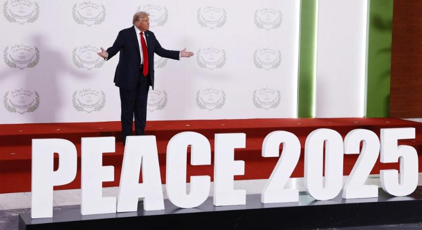 Pusztító áradás, rommá lőtt templom és béke-Trump a hét képein