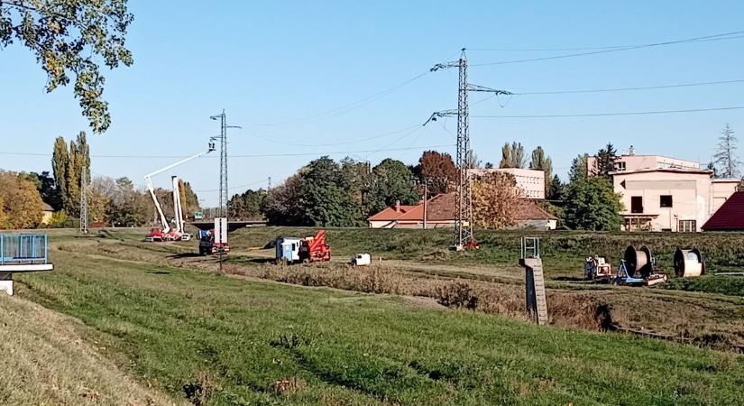 Áram nélkül maradt két település is – az illetékesek azonnal cselekedtek