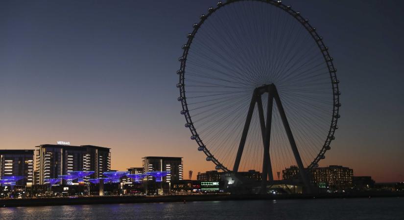Újabb korlátozásokat vezettek be a nemrég újranyitott Dubajban