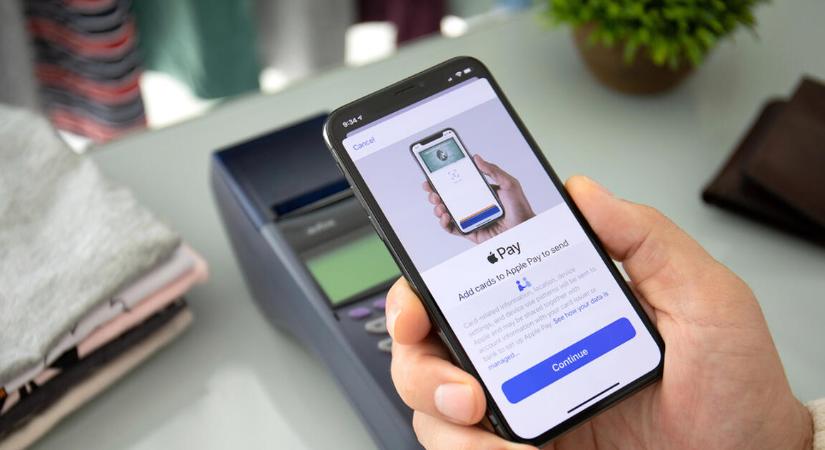 Az Apple és a Google elfoglalja a magyar boltok kasszáit