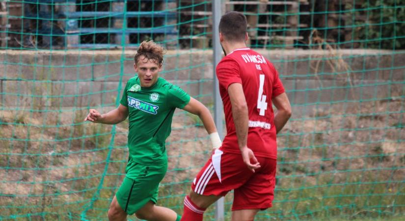 Nagy csatában „befürödtek” a Balaton-partján a paksiak