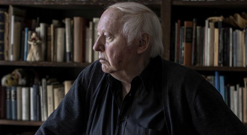 Elhunyt Ágh István