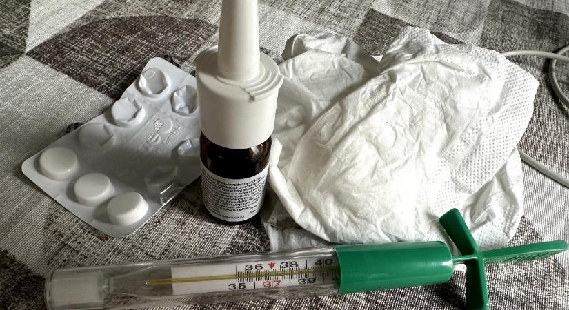 Nátha vagy láz: ezért fontos sok folyadékot inni ilyenkor
