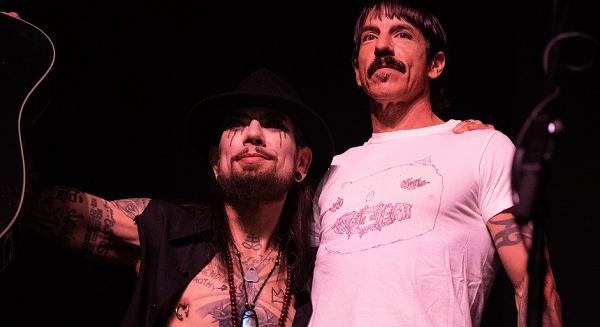 Anthony Kiedis elmondta, miért nem működött a Red Hot Chili Peppers Dave Navarro-val