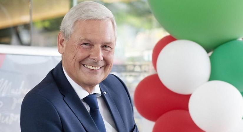 Kapaszkodjunk: az osztrák lap szerint Orbán „folyamatosan provokálja” az Aldit és a Spart