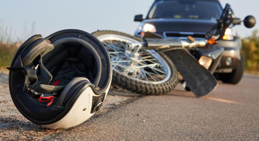 Vétlen motoros vesztette életét egy balesetben