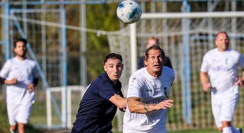 Megyei foci - Rengeteg néző előtt a DAC 1912 nyerte a hibátlanok csatáját
