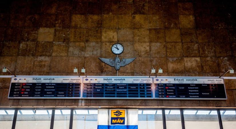 Összeomlott a vasúti közlekedés Győrben