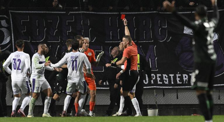 Gróf Dávid megszólalt, miután fellökött egy labdaszedő kisfiút az Újpest–FTC-derbin