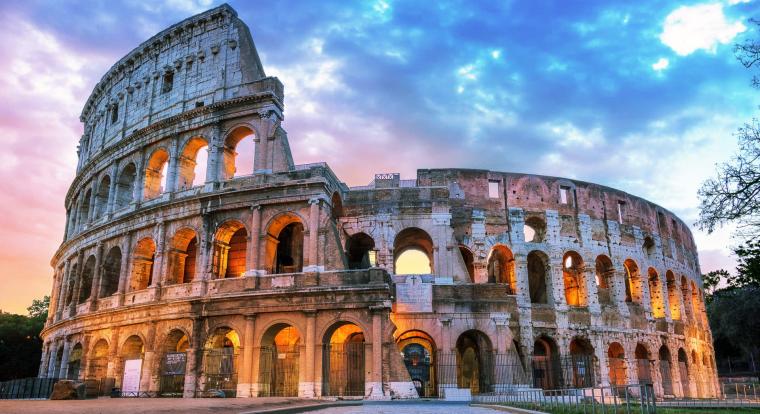 Visszatérnek a gladiátorok a római Colosseumba
