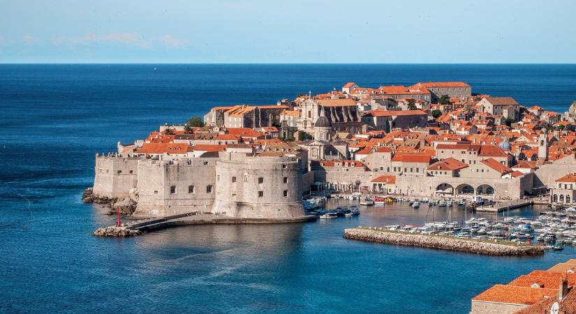 Nem csak halat fognak Dubrovniknál