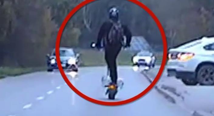 Gyorshajtó rolleresre csaptak le kíméletlenül a rendőrök