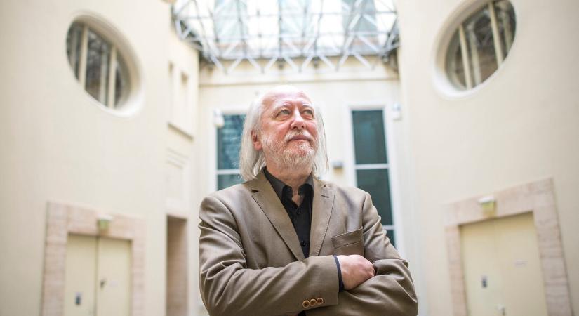 A kiíródás zenéje – gyorsfutamok Krasznahorkai László szövegvilágáról
